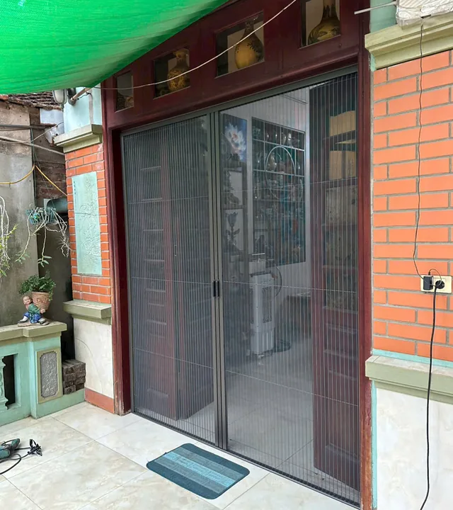 Cửa lưới chống muỗi khung nâu