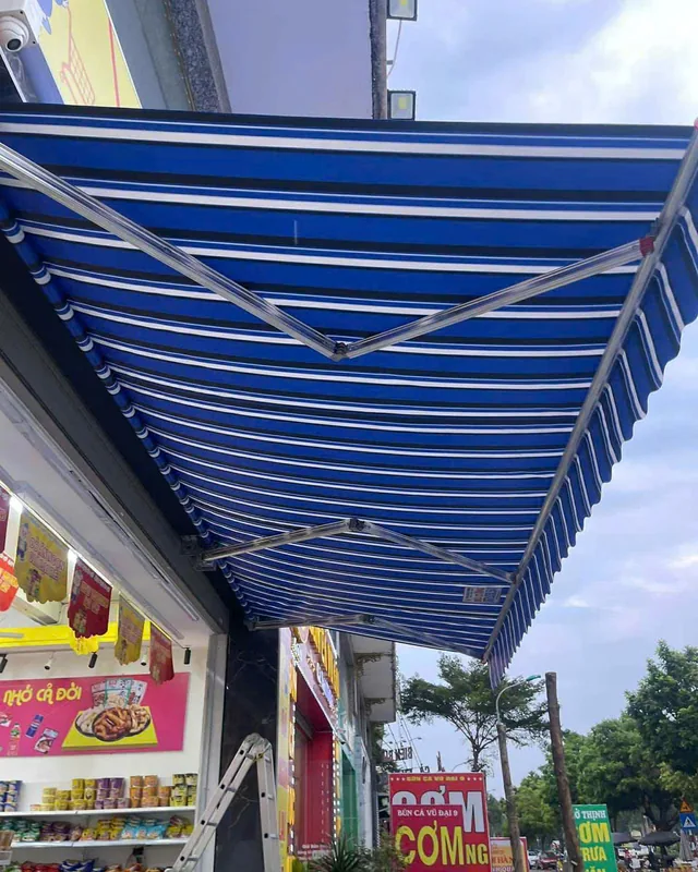 Bạt mái hiên di động inox nhập khẩu